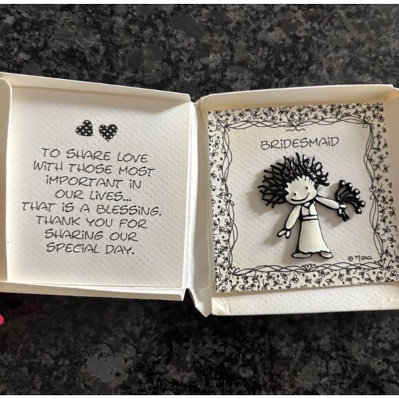 Bridesmaid & Ringbearer Wedding Pins & Keyring Set Vintage - Picture 7 of 15